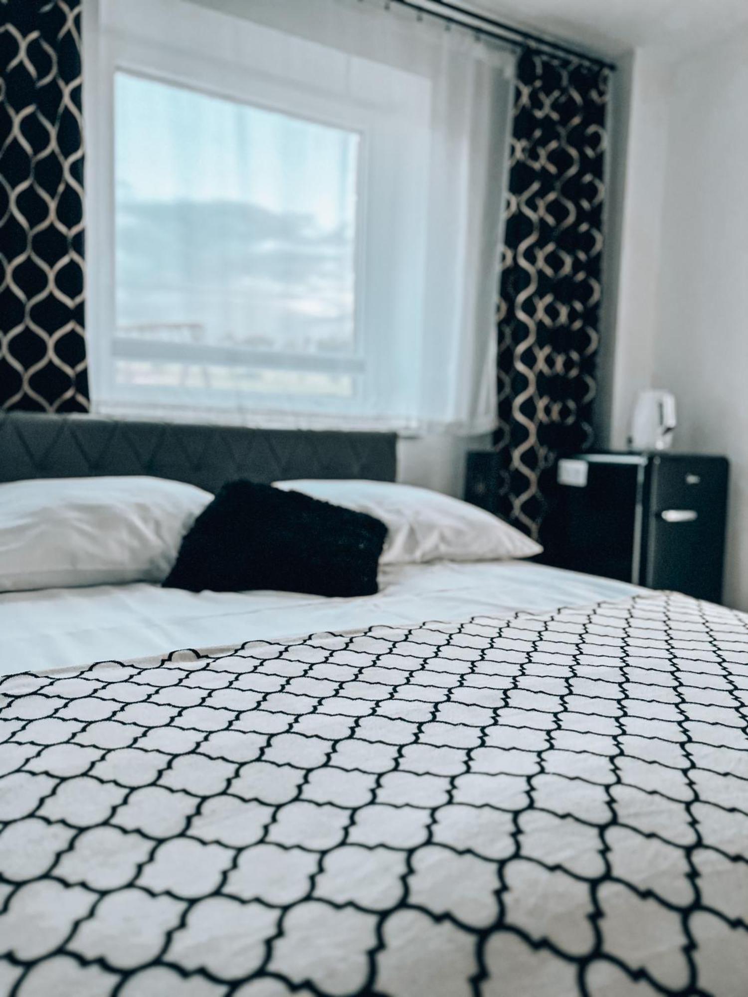 Parkowy Kudowa Aparthotel ภายนอก รูปภาพ